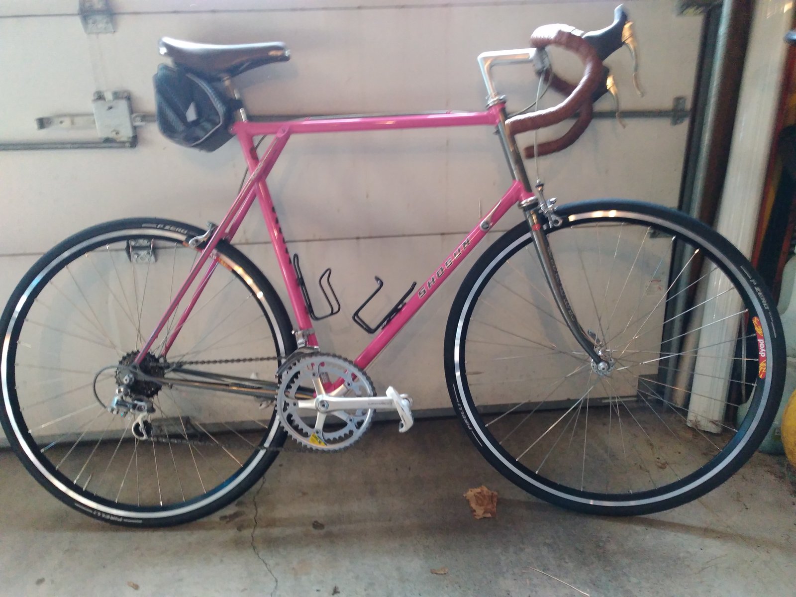 The completed Shogun 1000, drive side profile